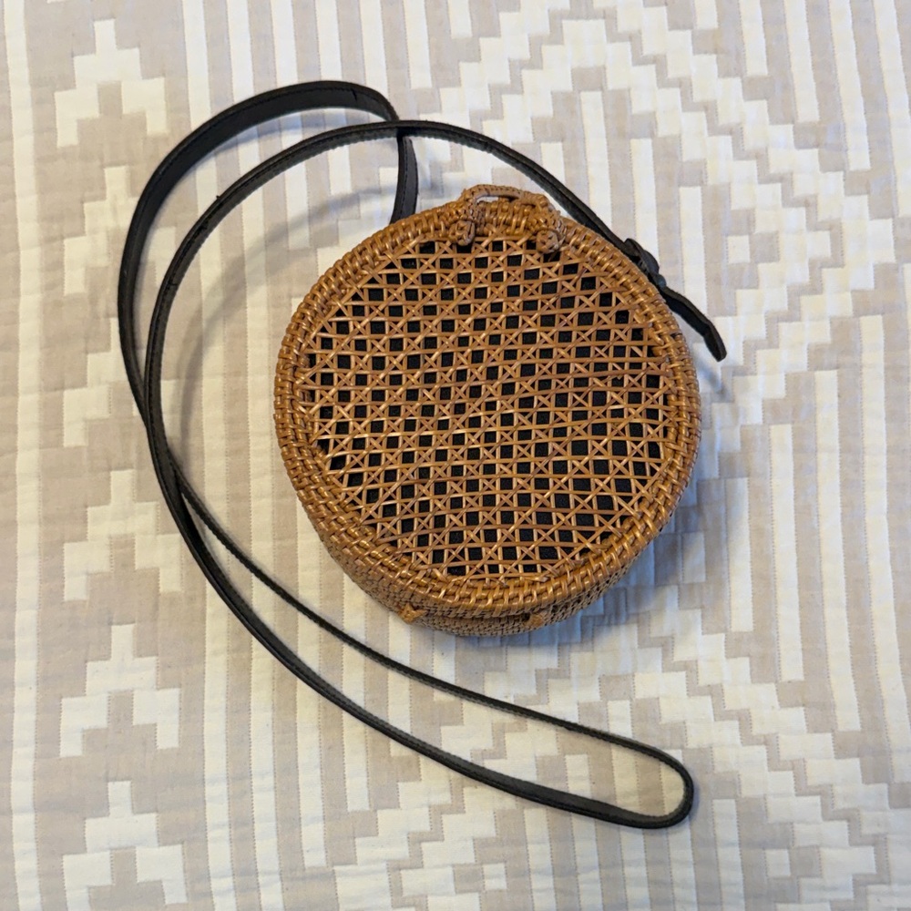 Peggy Fisher Woven Round Crossbody Bag in Brown with Black Strap